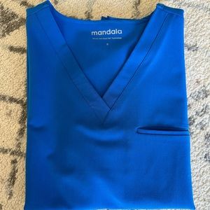 Mandala One Pocket Scrub Top